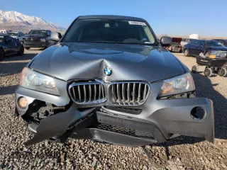 2013 BMW X3 xDrive28i with VIN 5UXWX9C55D0D08550, listed as a Copart auction lot 43002315 with 158,201 mi miles and Salvage Title. Bid and sale history available at carsss.com. Image 5.