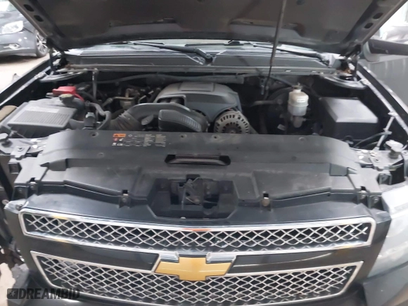 2012 Chevrolet Suburban LTZ with VIN 1GNSKKE77CR326924, listed as a IAAI auction lot 41764487 with 198,224 mi miles. Bid and sale history available at carsss.com. Image 10.