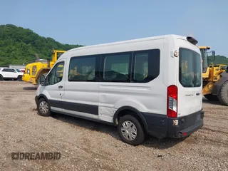 2019 Ford Transit Passenger XL z VIN 1FBAX2CM8KKA31115, wystawiony jako IAAI lot #42366286 z przebiegiem 222 359 mil mil oraz . Historia ofert i sprzedaży dostępna na DreamBid. Obrazek 14.