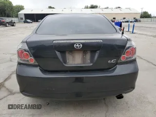2010 Scion tC z VIN JTKDE3B73A0310961, wystawiony jako Copart lot #56014045 z przebiegiem 143 144 mil mil oraz Szkody całkowita. Historia ofert i sprzedaży dostępna na DreamBid. Obrazek 6.