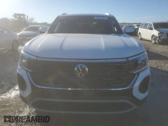 2024 Volkswagen Atlas SE with VIN 1V2DE2CA0RC244941, listed as a Copart auction lot 78818354 with 410 mi miles and Salvage title. Bid and sale history available at DreamBid. Image 5.