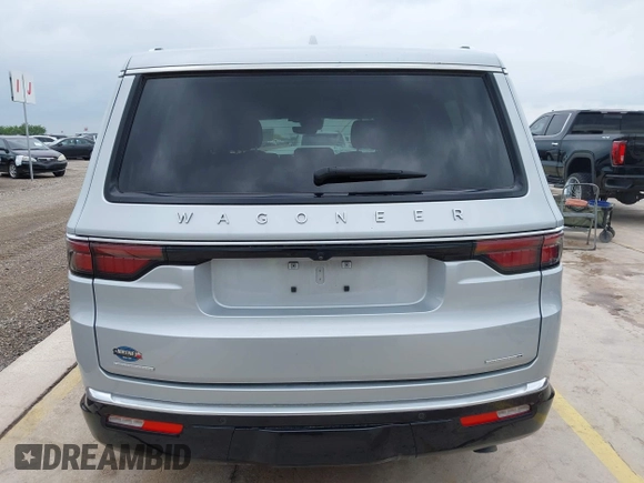 2022 Jeep Wagoneer Series III with VIN 1C4SJVDT7NS123927, listed as a IAAI auction lot 42086651 with 34,761 mi miles and . Bid and sale history available at DreamBid. Image 17.