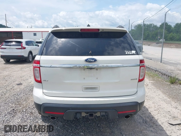 2011 Ford Explorer XLT z VIN 1FMHK8D88BGA73716, wystawiony jako IAAI lot #42509225 z przebiegiem 222 234 mil mil oraz . Historia ofert i sprzedaży dostępna na DreamBid. Obrazek 16.
