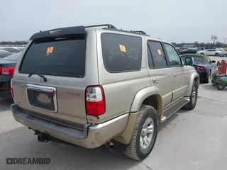 2002 Toyota 4Runner Limited with VIN JT3GN87R020239753, listed as a IAAI auction lot 41735279 with 1 mi miles. Bid and sale history available at carsss.com. Image 4.