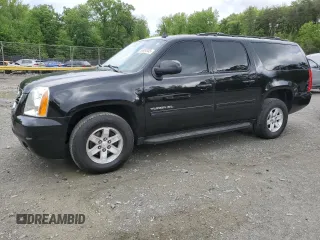 2013 GMC Yukon XL SLT z VIN 1GKS2KE75DR331103, wystawiony jako Copart lot #55884055 z przebiegiem 199 485 mil mil oraz Tytuł czysty. Historia ofert i sprzedaży dostępna na DreamBid. Obrazek 1.