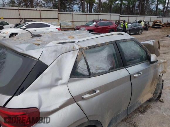 2024 Hyundai Venue SEL with VIN KMHRC8A32RU333999, listed as a IAAI auction lot 41265592 with 17,616 mi miles and . Bid and sale history available at DreamBid. Image 15.
