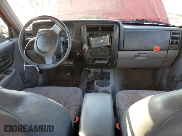 1997 Jeep Cherokee SE with VIN 1J4FJ28S9VL501171, listed as a Copart auction lot 44863615 with 206,592 mi miles and Salvage Title. Bid and sale history available at carsss.com. Image 8.
