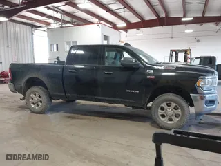 2019 Ram 2500 Big Horn with VIN 3C6UR5DJ8KG570650, listed as a IAAI auction lot 41646906 with 187,522 mi miles. Bid and sale history available at carsss.com. Image 13.