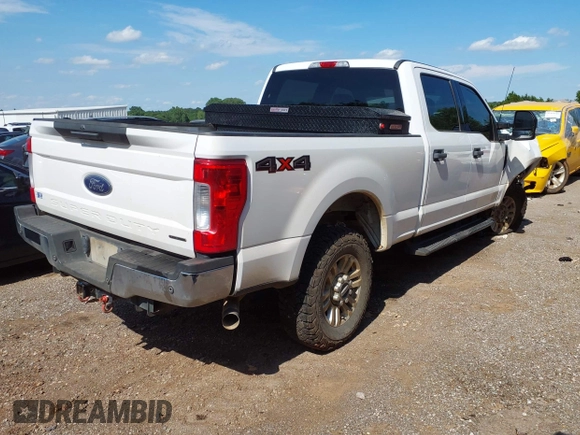 2019 Ford F-250 XL с VIN 1FT7W2B63KEG81657, выставлен на аукционе IAAI как лот 42456087 с пробегом 100 375 миль миль и . История ставок и продаж доступна на DreamBid. Изображение 4.