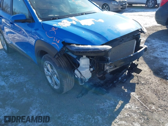 2022 Hyundai Kona SEL with VIN KM8K6CAB1NU804909, listed as a IAAI auction lot 41321862 with 20,091 mi miles. Bid and sale history available at carsss.com. Image 6.