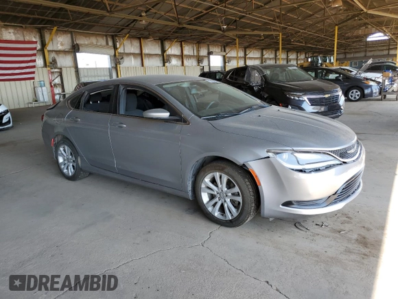 2016 Chrysler 200 Touring z VIN 1C3CCCFB3GN182504, wystawiony jako Copart lot #57454505 z przebiegiem 121 881 mil mil oraz Szkoda całkowita • Salvage title. Historia ofert i sprzedaży dostępna na DreamBid. Obrazek 4.