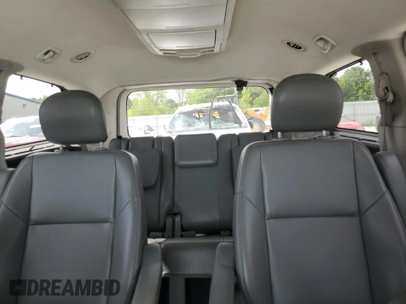 2014 Volkswagen Routan SE z VIN 2C4RVABG0ER134352, wystawiony jako Copart lot #58467235 z przebiegiem 161 822 mil mil oraz Czysty tytuł • Clean title. Historia ofert i sprzedaży dostępna na DreamBid. Obrazek 10.