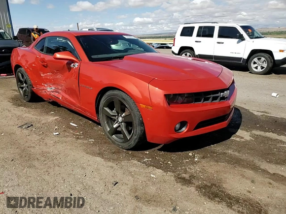 2011 Chevrolet Camaro 1LT z VIN 2G1FB1EDXB9131508, wystawiony jako Copart lot #59209575 z przebiegiem 157 576 mil mil oraz Szkoda całkowita • Salvage title. Historia ofert i sprzedaży dostępna na DreamBid. Obrazek 13.