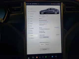 2014 Tesla Model S 60 with VIN 5YJSA1H14EFP53113, listed as a Copart auction lot 69430934 with 116,970 mi miles and Non repairable. Bid and sale history available at DreamBid. Image 9.