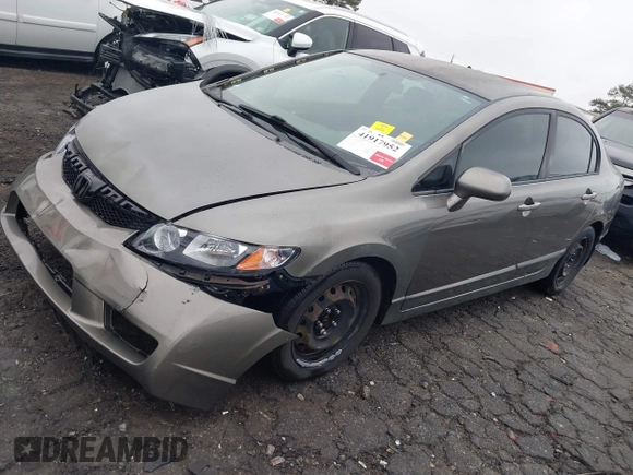 2008 Honda Civic LX with VIN 2HGFA16588H352185, listed as a IAAI auction lot 41917952 with 195,612 mi miles and . Bid and sale history available at DreamBid. Image 17.