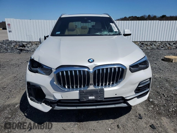 2021 BMW X5 xDrive45e with VIN 5UXTA6C02M9F03198, listed as a Copart auction lot 51805015 with 42,350 mi miles and Salvage Title. Bid and sale history available at DreamBid. Image 5.