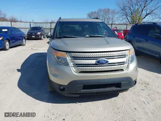 2011 Ford Explorer Limited with VIN 1FMHK8F89BGA76217, listed as a IAAI auction lot 41898647 with 186,307 mi miles. Bid and sale history available at carsss.com. Image 12.