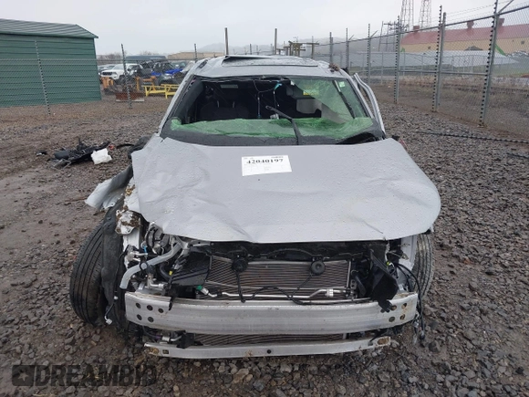 2023 Toyota RAV4 SE с VIN JTMAB3FV3PD159200, выставлен на аукционе IAAI как лот 42040197 с пробегом 5 291 миль миль и . История ставок и продаж доступна на DreamBid. Изображение 12.