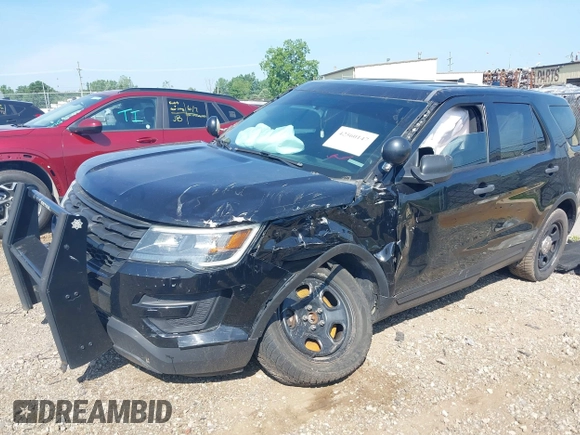 2017 Ford Police Interceptor Utility with VIN 1FM5K8AR2HGB15810, listed as a IAAI auction lot 42560147 with 118,224 mi miles and . Bid and sale history available at DreamBid. Image 6.
