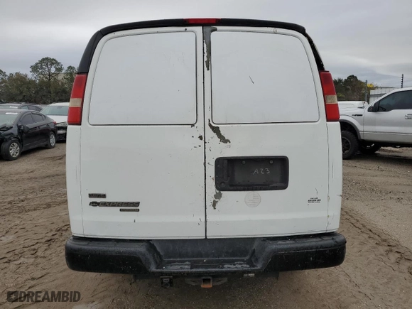 2011 Chevrolet Express Cargo Van with VIN 1GCWGFBA2B1163390, listed as a Copart auction lot 89073595 with 207,978 mi miles and Salvage Title. Bid and sale history available at carsss.com. Image 6.