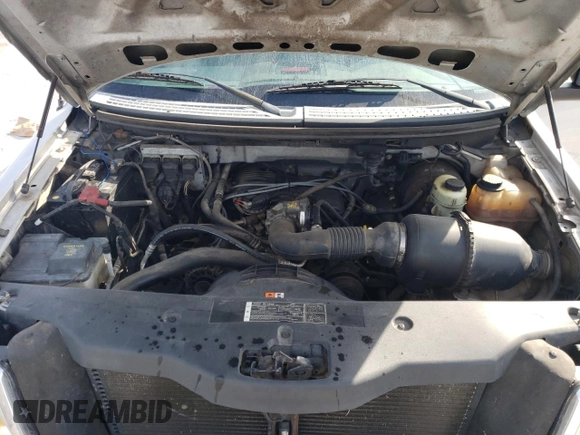 2007 Ford F-150 XL с VIN 1FTRF12247NA01532, выставлен на аукционе Copart как лот 55058495 с пробегом 132 823 миль миль и Списание • Salvage title. История ставок и продаж доступна на DreamBid. Изображение 11.