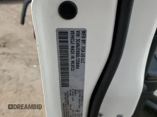 2020 Jeep Compass Latitude с VIN 3C4NJDBB0LT258454, выставлен на аукционе Copart как лот 53504695 с пробегом 54 070 миль миль и Списание • Salvage title. История ставок и продаж доступна на DreamBid. Изображение 14.