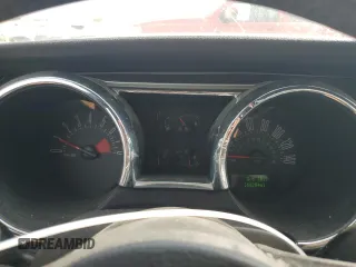 2006 Ford Mustang GT Deluxe z VIN 1ZVFT82H565248899, wystawiony jako Copart lot #52450805 z przebiegiem 166 284 mil mil oraz Czysty tytuł • Clean title. Historia ofert i sprzedaży dostępna na DreamBid. Obrazek 9.