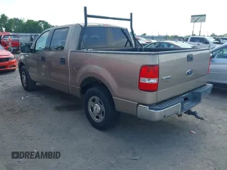 2004 Ford F-150 XLT with VIN 1FTRW12W74KD52290, listed as a IAAI auction lot 42066324 with 252,866 mi miles. Bid and sale history available at carsss.com. Image 3.