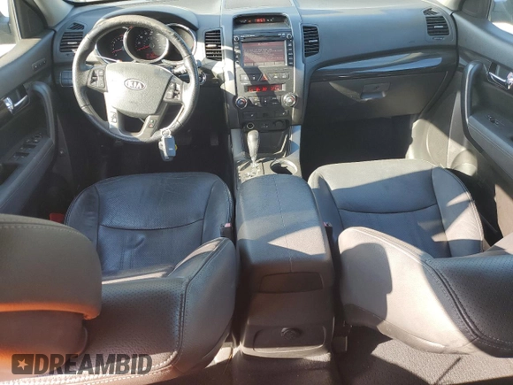 2013 Kia Sorento EX with VIN 5XYKU4A68DG409578, listed as a Copart auction lot 54976585 with 158,945 mi miles and Clean Title. Bid and sale history available at carsss.com. Image 8.