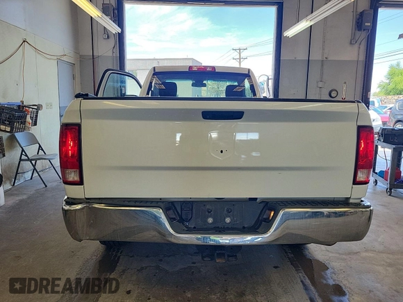 2019 Ram 1500 Tradesman с VIN 3C6JR6DT0KG560768, выставлен на аукционе IAAI как лот 42835356 с пробегом 115 811 миль миль и . История ставок и продаж доступна на DreamBid. Изображение 2.