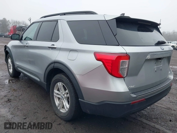 2023 Ford Explorer XLT with VIN 1FMSK8DH4PGA98237, listed as a IAAI auction lot 41950465 with 25,493 mi miles. Bid and sale history available at carsss.com. Image 3.