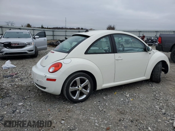 2008 Volkswagen Beetle with VIN 3VWFG31C98M518226, listed as a Copart auction lot 82025464 with 109,510 mi miles and Salvage Title. Bid and sale history available at DreamBid. Image 3.