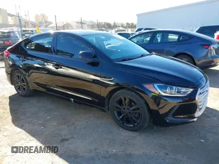 2017 Hyundai Elantra Limited z VIN 5NPD84LF7HH154639, wystawiony jako IAAI lot #41379511 z przebiegiem 129 701 mil mil oraz . Historia ofert i sprzedaży dostępna na DreamBid. Obrazek 1.