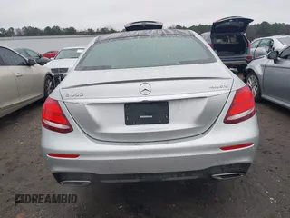 2020 Mercedes-Benz E-Class E 350 with VIN WDDZF8EB5LA733034, listed as a IAAI auction lot 41542745 with 25,324 mi miles. Bid and sale history available at carsss.com. Image 16.