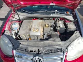 2008 Volkswagen Jetta Sedan SE with VIN 3VWRM71K48M075343, listed as a IAAI auction lot 41625737 with 113,443 mi miles. Bid and sale history available at carsss.com. Image 10.