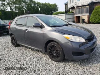 2009 Toyota Matrix S с VIN 2T1LE40E29C002272, выставлен на аукционе Copart как лот 59304995 с пробегом 187 685 миль миль и Чистый • Clean title. История ставок и продаж доступна на DreamBid. Изображение 4.