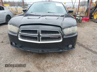 2013 Dodge Charger SXT with VIN 2C3CDXHG2DH558465, listed as a IAAI auction lot 41563714 with 151,052 mi miles. Bid and sale history available at carsss.com. Image 6.