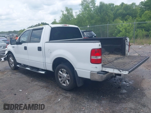 2007 Ford F-150 XLT z VIN 1FTRW12W67FB50327, wystawiony jako IAAI lot #42400863 z przebiegiem 231 181 mil mil oraz . Historia ofert i sprzedaży dostępna na DreamBid. Obrazek 3.