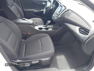 2024 Chevrolet Malibu LT with VIN 1G1ZD5ST9RF151566, listed as a IAAI auction lot 42247561 with 33,170 mi miles and . Bid and sale history available at DreamBid. Image 5.