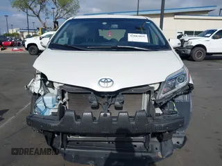 2017 Toyota Sienna XLE Auto Access Seat with VIN 5TDYZ3DC5HS826348, listed as a IAAI auction lot 42083865 with 81,439 mi miles and . Bid and sale history available at DreamBid. Image 13.