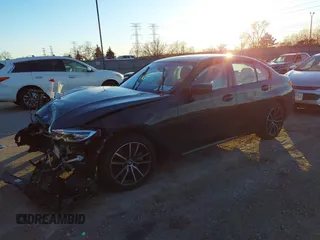 2022 BMW 3 Series 330i xDrive with VIN 3MW5R7J03N8C37885, listed as a IAAI auction lot 41018959 with 13,491 mi miles. Bid and sale history available at carsss.com. Image 2.