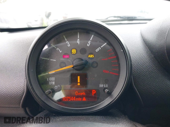 2015 MINI Countryman S z VIN WMWZC3C53FWT02232, wystawiony jako IAAI lot #42204694 z przebiegiem 107 544 mil mil oraz . Historia ofert i sprzedaży dostępna na DreamBid. Obrazek 7.