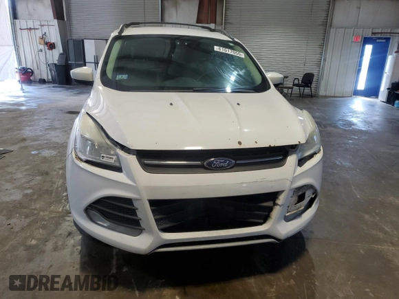 2013 Ford Escape SE z VIN 1FMCU9G93DUA69673, wystawiony jako Copart lot #61017055 z przebiegiem 204 095 mil mil oraz Czysty tytuł • Clean title. Historia ofert i sprzedaży dostępna na DreamBid. Obrazek 5.
