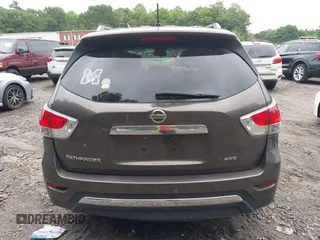 2015 Nissan Pathfinder SL with VIN 5N1AR2MM9FC723528, listed as a IAAI auction lot 42664245 with 120,818 mi miles and . Bid and sale history available at DreamBid. Image 16.