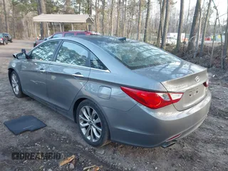 2013 Hyundai Sonata Limited with VIN 5NPEC4ABXDH559620, listed as a IAAI auction lot 41763430 with 120,330 mi miles and . Bid and sale history available at carsss.com. Image 3.
