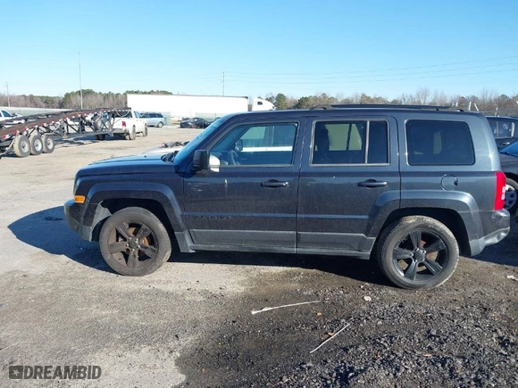 2015 Jeep Patriot Altitude Edition with VIN 1C4NJPBA3FD241716, listed as a IAAI auction lot 41385119 with 148,605 mi miles. Bid and sale history available at carsss.com. Image 13.