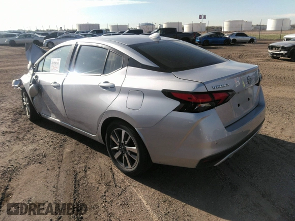 2023 Nissan Versa SV z VIN 3N1CN8EV0PL871854, wystawiony jako IAAI lot #41958143 z przebiegiem Nie podano mil oraz . Historia ofert i sprzedaży dostępna na DreamBid. Obrazek 3.