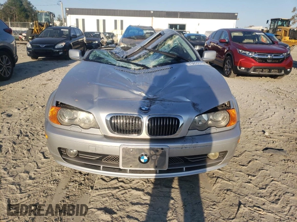 2001 BMW 3 Series 330Ci with VIN WBABN53461JU30596, listed as a Copart auction lot 73833734 with 132,821 mi miles and Salvage Title. Bid and sale history available at carsss.com. Image 5.