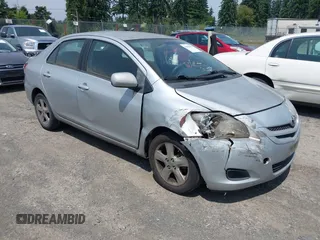 2008 Toyota Yaris с VIN JTDBT923X81274002, выставлен на аукционе IAAI как лот 42588680 с пробегом 357 704 миль миль и . История ставок и продаж доступна на DreamBid. Изображение 1.
