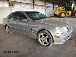 2006 Mercedes-Benz C 280 Luxury with VIN WDBRF54H76A904559, listed as a Copart auction lot 80282224 with 164,401 mi miles and Salvage Title. Bid and sale history available at DreamBid. Image 4.